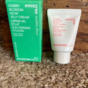 Cherry Blossom Glow Jelly Cream - White